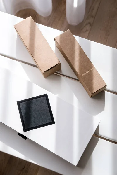 กล่องบรรจุภัณฑ์ผลิตภัณฑ์ความงาม — ภาพถ่ายสต็อก