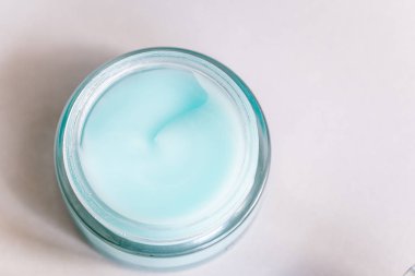 Cilt bakımı kozmetik ürünleri ile Kavanozlar 