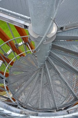 Gözcü Kulesi, inşaat ile metal merdiven spiral merdivenler. Gözetleme Kulesi, post veya işaret, hangi göz kulak veya manzara görüntülemek yer.