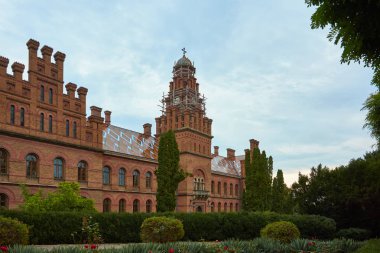 Chernivtsi Ulusal Üniversitesi, Bukovynian ve Dalmaçya Büyükşehir Konutları 'nın mimari topluluğu, Chernivtsi, Ukrayna. Mimari cazibe.