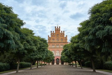 Chernivtsi Ulusal Üniversitesi, Bukovynian ve Dalmaçya Büyükşehir Konutları 'nın mimari topluluğu, Chernivtsi, Ukrayna. Mimari cazibe.