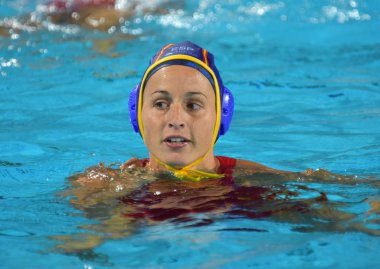 Budapest, Macaristan - 20 Temmuz 2017: Ön eleme İspanyol ekibi, Forca Ariza Judith (Esp) oyuncu. Fina Waterpolo Dünya Şampiyonası 2017 yılında Alfred Hajos yüzme merkezinde düzenlendi.