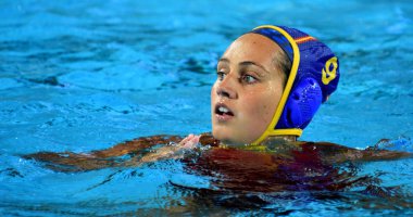 Budapest, Macaristan - 20 Temmuz 2017: Ön eleme İspanyol ekibi, Forca Ariza Judith (Esp) oyuncu. Fina Waterpolo Dünya Şampiyonası 2017 yılında Alfred Hajos yüzme merkezinde düzenlendi.