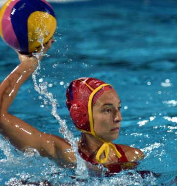 Budapeşte, Macaristan - 20 Temmuz 2017: Ester Ramos Laura (Esp) ön eleme İspanyol takımının kalecisi. Fina Waterpolo Dünya Şampiyonası 2017 yılında Alfred Hajos yüzme merkezinde düzenlendi.