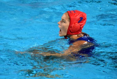 Budapest, Macaristan - 20 Temmuz 2017: Ön eleme, Gangl Edina (Hun) kaleci. Fina Waterpolo Dünya Şampiyonası 2017 yılında Alfred Hajos yüzme merkezinde düzenlendi.