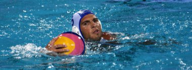 Budapeşte, Macaristan - 27 Temmuz 2017. Fountoulis Ioannis (5) yarı final Yunanistan waterpolo takımının kaptanı. Fina Waterpolo Dünya Şampiyonası 2017 yılında Alfred Hajos yüzme merkezinde düzenlendi.
