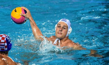 Budapeşte, Macaristan - 29 Temmuz 2017. Manhercz Çaça55 (3) Macar waterpolo oyuncu son. Fina Waterpolo Dünya Şampiyonası 2017 yılında Alfred Hajos yüzme merkezinde düzenlendi.