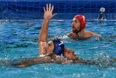 Budapeşte, Macaristan - 27 Temmuz 2017. Decker Adam (7) Macar waterpolo oyuncu yarı final. Fina Waterpolo Dünya Şampiyonası 2017 yılında Alfred Hajos yüzme merkezinde düzenlendi.