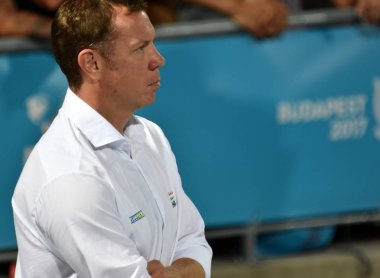 Budapeşte, Macaristan - 29 Temmuz 2017. Marcz Tamas, finalde Macaristan erkekler Waterpolo takımının koçu. Fina Waterpolo Dünya Şampiyonası 2017 yılında Alfred Hajos yüzme merkezinde düzenlendi.