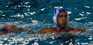 Budapeşte, Macaristan - 27 Temmuz 2017. Yarı final Gounas Alexandros (11) Yunan waterpolo oyuncu. Fina Waterpolo Dünya Şampiyonası 2017 yılında Alfred Hajos yüzme merkezinde düzenlendi.