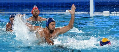 Budapeşte, Macaristan - 27 Temmuz 2017. Decker Adam (7) Macar waterpolo oyuncu yarı final. Fina Waterpolo Dünya Şampiyonası 2017 yılında Alfred Hajos yüzme merkezinde düzenlendi.