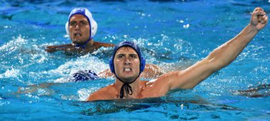 Budapeşte, Macaristan - 27 Temmuz 2017. Vamos Marton (5) Macar waterpolo oyuncu yarı final. Fina Waterpolo Dünya Şampiyonası 2017 yılında Alfred Hajos yüzme merkezinde düzenlendi.