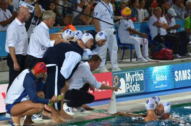 Budapeşte, Macaristan - 25 Temmuz 2017. Marcz Tamas koçu ve Macar erkek su takımı tatilinde. Fina Waterpolo Dünya Şampiyonası 2017 yılında Alfred Hajos yüzme merkezinde düzenlendi.