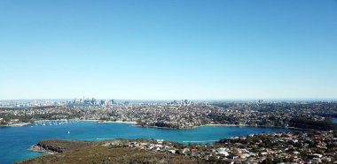 Sydney Harbour, orta liman ve Parklar tarafından çevrili finans bölgesine gökdelenler ile Sydney Cbd, North Sydney ve Chatswood havadan görünümü.