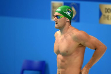 Budapeşte, Macaristan - 25 Temmuz 2017. 50m kurbağalama yarı final içinde rekabetçi yüzücü Van Der Burgh Cameron (Rsa). Duna arenada Fina yüzme Dünya Şampiyonası düzenlendi.