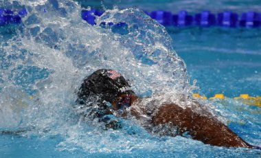 Budapeşte, Macaristan - 26 Temmuz 2017. Manuel Simone (ABD) karışık 4x100m Medley geçiş Final yüzme. Duna arenada Fina yüzme Dünya Şampiyonası düzenlendi.