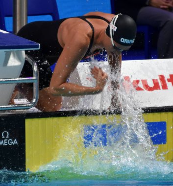 Budapeşte, Macaristan - 25 Temmuz 2017. Rekabetçi yüzücü Pellegrini Federica (Ita) 200m serbest yarı final. Duna arenada Fina yüzme Dünya Şampiyonası düzenlendi.