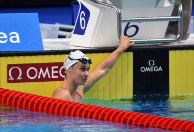 Budapeşte, Macaristan - 28 Temmuz 2017. Rekabetçi yüzücü Burian 200 m sırtüstü yüzme Katalin (Hun). Fina yüzme Dünya Şampiyonası ön ısıtır Duna Arena.