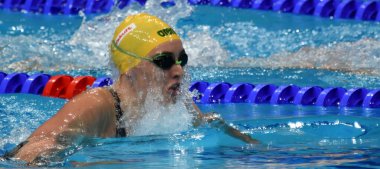 Budapeşte, Macaristan - 28 Temmuz 2017. 200 m kurbağalama Final rekabetçi yüzücü Mckeown Taylor (Aus). Duna arenada Fina yüzme Dünya Şampiyonası düzenlendi.