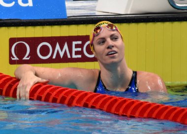 Budapeşte, Macaristan - 26 Temmuz 2017. Rekabetçi yüzücü Emily Seebohm (Aus) Yüzme 50 m sırtüstü. Fina yüzme Dünya Şampiyonası ön ısıtır Duna Arena.