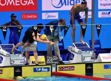 Budapeşte, Macaristan - 26 Temmuz 2017. McKeon Emma (Aus) karışık 4x100m Medley geçiş Final yüzme. Duna arenada Fina yüzme Dünya Şampiyonası düzenlendi.