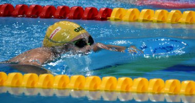 Budapeşte, Macaristan - 27 Temmuz 2017. Rekabetçi yüzücü Mckeown Taylor (Aus) 200 m kurbağalama yarı final. Duna arenada Fina yüzme Dünya Şampiyonası düzenlendi.