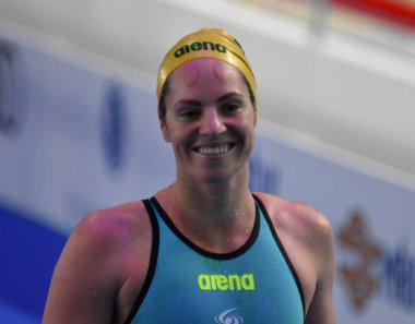 Budapeşte, Macaristan - 26 Temmuz 2017. 50m sırtüstü yarı final içinde rekabetçi yüzücü Seebohm Emily (Aus). Duna arenada Fina yüzme Dünya Şampiyonası düzenlendi.