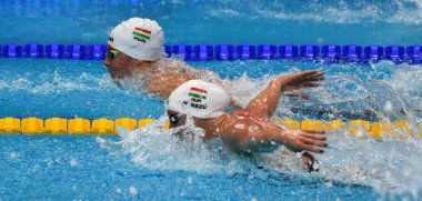 Budapeşte, Macaristan - 26 Temmuz 2017. Rekabetçi yüzücü Hosszu Katinka (Hun) ve Szilagyi Liliana (Hun) 200 m kelebek yarı final. Duna arenada Fina yüzme Dünya Şampiyonası düzenlendi.