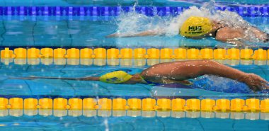 Budapeşte, Macaristan - 29 Temmuz 2017. Sjostrom Sarah (Swe) ve Campbell Bronte (Aus) 50m serbest stil yarı final. Duna arenada Fina yüzme Dünya Şampiyonası düzenlendi.