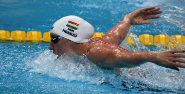 Budapeşte, Macaristan - 26 Temmuz 2017. Rekabetçi yüzücü Hosszu 200 m yüzme Katinka (Hun) kelebek. Fina yüzme Dünya Şampiyonası ön ısıtır Duna Arena.