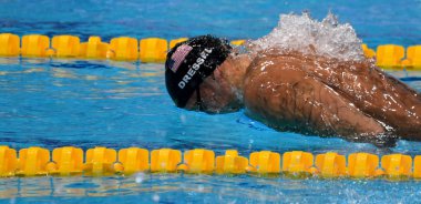 Budapeşte, Macaristan - 28 Temmuz 2017. Rekabetçi yüzücü Dressel Caeleb 100 metre yüzme Remel (ABD) kelebek. Fina yüzme Dünya Şampiyonası ön ısıtır Duna Arena.