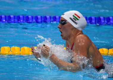 Budapeşte, Macaristan - 30 Temmuz 2017. 400 m bireysel karışık Final rekabetçi yüzücü Katinka Hosszu (Hun). Duna arenada Fina yüzme Dünya Şampiyonası düzenlendi.