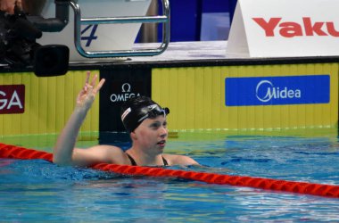 Budapeşte, Macaristan - 30 Temmuz 2017. 50 m kurbağalama Final rekabetçi yüzücü Kral Lilly (ABD). Duna arenada Fina yüzme Dünya Şampiyonası düzenlendi.