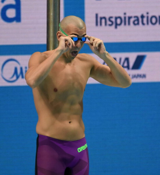 Будапешт, Венгрия - 28 июля 2017 г. Соревнующийся пловец CSEH Laszlo (HUN) плавает 100-метровой бабочкой. Чемпионат мира по плаванию в Дуна-Арене
.