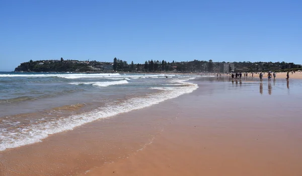 Sydney Australia Feb 2019 Personas Que Relajan Playa Domingo Caluroso — Foto de Stock