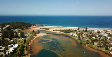 Aerial view of Narrabeen Lake, Narrabeen Beach and North Narrabeen Rockpool, Australia clipart