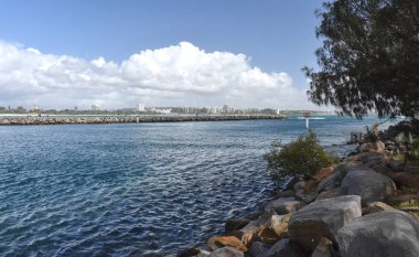 Woolgoolga, Woolgoolga Headland ve Yeni Güney Galler, Avustralya plaj Panoramik manzara. 