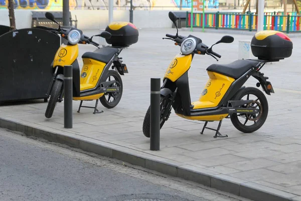 Murcia Spanya Ağustos 2018 Çevre Dostu Elektrikli Scooterlar Veya Motosikletler — Stok fotoğraf