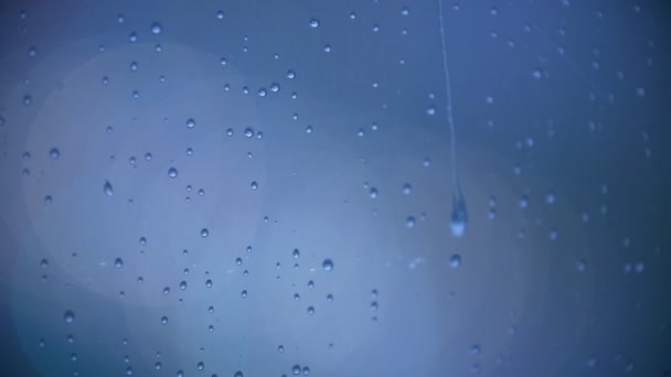 Kapky vody na skle - kondenzace — Stock video