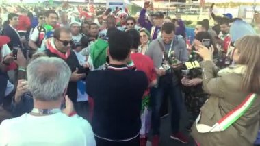 Kazan, Rusya Federasyonu - 20 Haziran 2018: FIFA Dünya Kupası 2018 - iran hayranları futbol rekabet Iran-İspanya stadium yakınındaki önce
