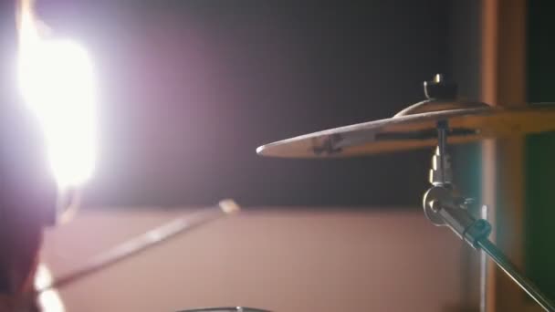 Concert rock band performing - drum set, close up — Stock Video