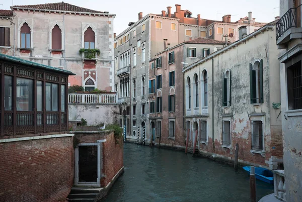 Slavné kanál na ulicích Benátky — Stock fotografie zdarma