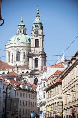 Çek Cumhuriyeti, Prag. Yerel ünlü binalar ve yerel sokaklar