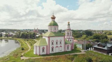 Bir köy peyzaj-Kilise mimarisi-Suzdal, Rusya