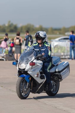 29 Ağustos 2019 Moskova, Rusya: Motorlu polis
