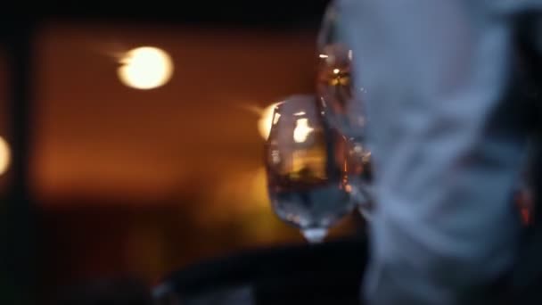 Restaurants outdoor verandah - the waiter brings glasses on a tray — Stock Video