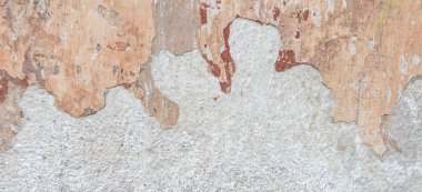 Kırık eski püskü soyulmuş duvar Banner arka plan yıpranmış.