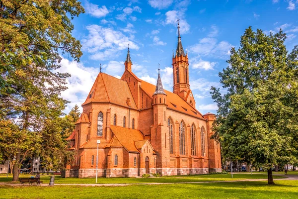Друскининкай, Литва, 26 июля 2018 года: Католическая церковь в Друскининкай, Литва — стоковое фото