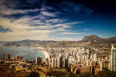 İspanya'da Benidorm şehir ve plaj Panoraması
