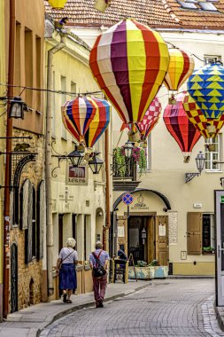 Vilnius, Litvanya - 25 Haziran 2019. Vilnius Old Town Stikliu sokak, Litvanya